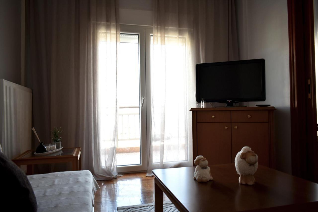 Κεντρικό Και Ευρύχωρο Οροφοδιαμέρισμα كاستوريا المظهر الخارجي الصورة