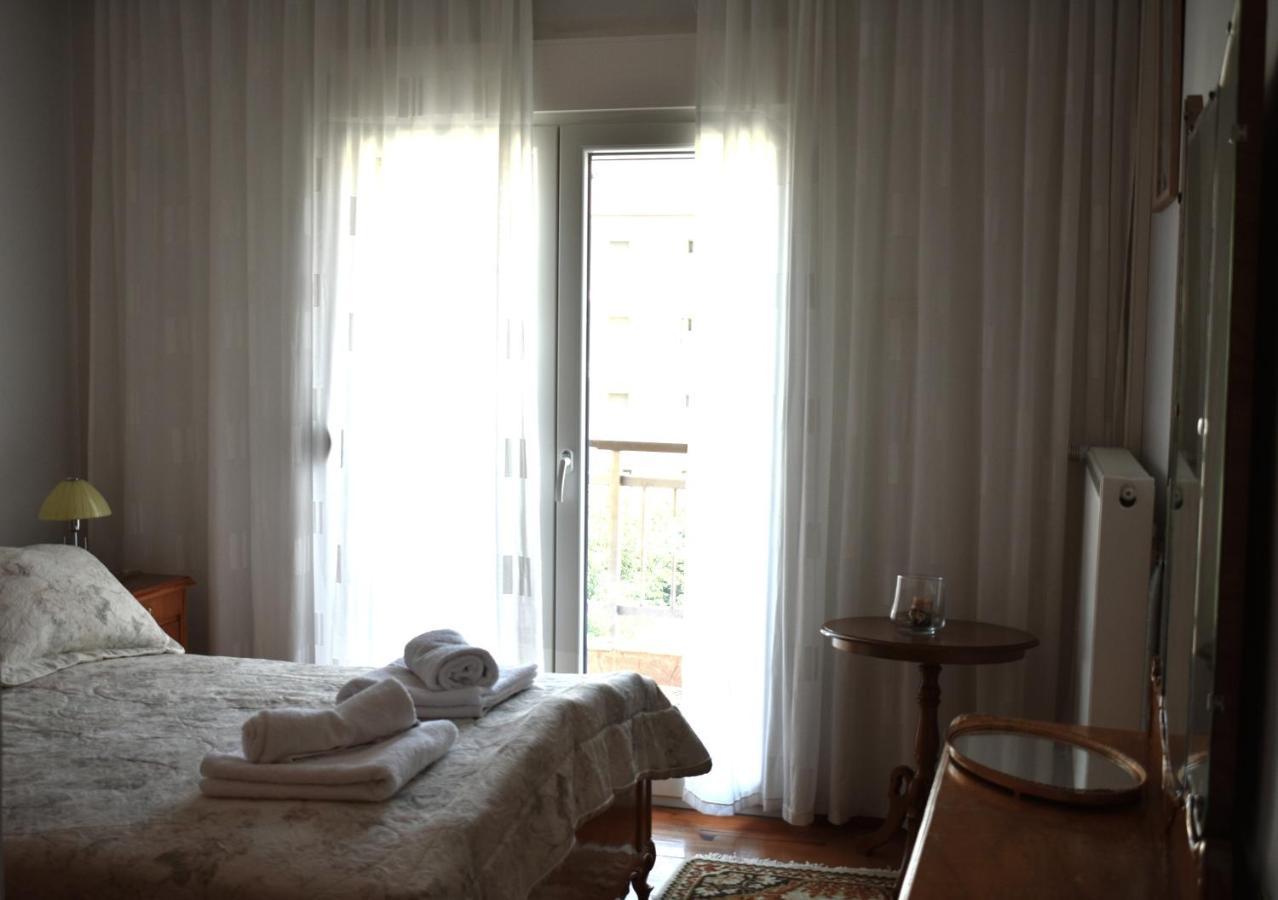 Κεντρικό Και Ευρύχωρο Οροφοδιαμέρισμα كاستوريا المظهر الخارجي الصورة